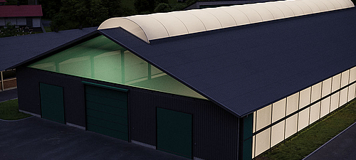 Lubratec Beleuchtungssysteme für gesündere Tiere Lichtfirst und LED-Leuchten von Lubratec für eine bessere Tiergesundheit