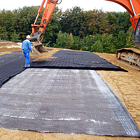 Professional installation of the NaBento geosynthetic clay liner to ensure effective and durable waterproofing.
