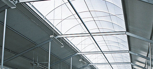 Lubratec Lichtfrist im Milchviehstall Lichtfirst für besseres Stallklima im Milchviehstall